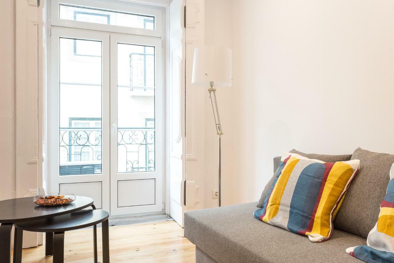 Three Bedroom Apartment In Historical Centre -Bairro Alto リスボン エクステリア 写真